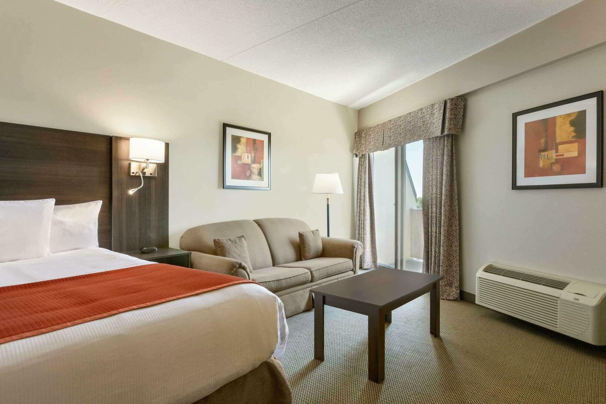 Travelodge Hotel By Wyndham Kingston Lasalle Exterior foto